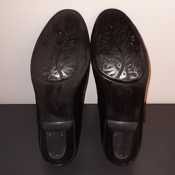 Earth Dione Black Leather Mary Jane Shoes Size 9 Wide - Picture 11 of 11